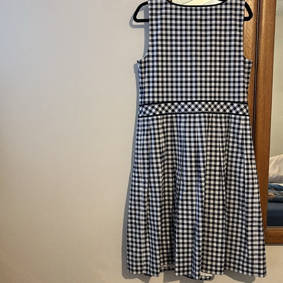 Talbots Black and White Checkered Sleeveless Dress size 12 - Picture 5 of 9